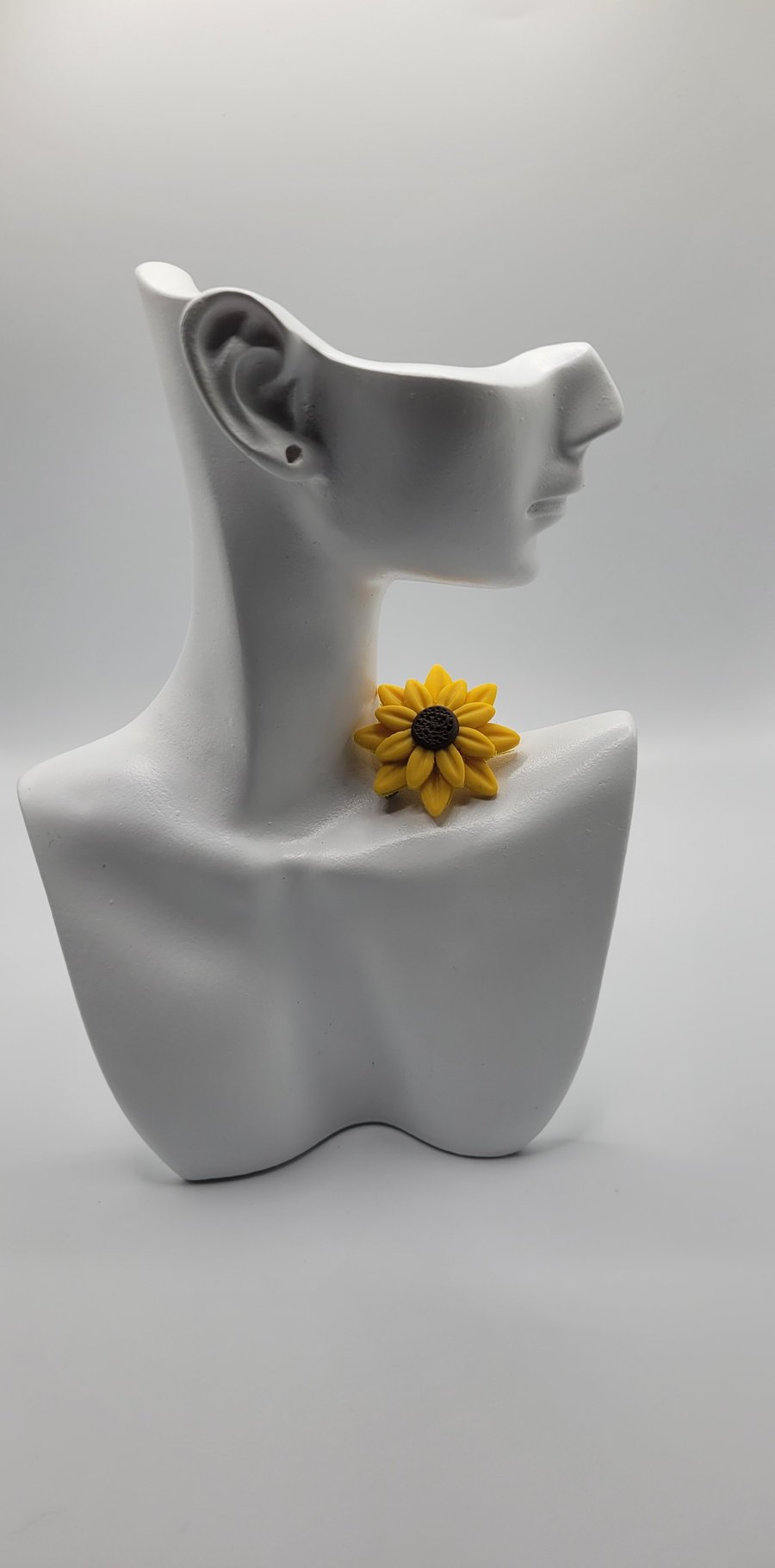 Sunflower daisy brooch 