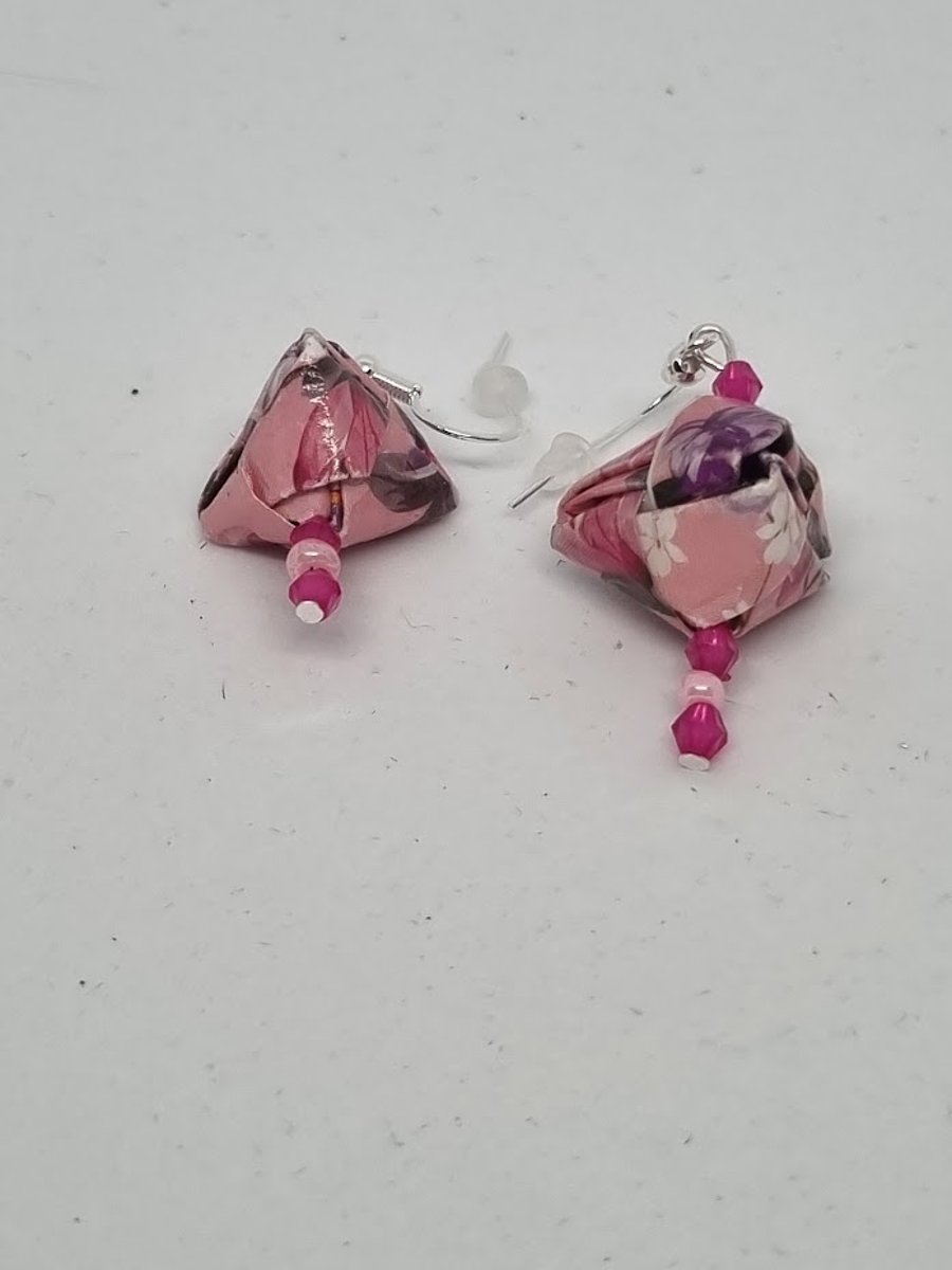 Origami earrings: pink floral design paper