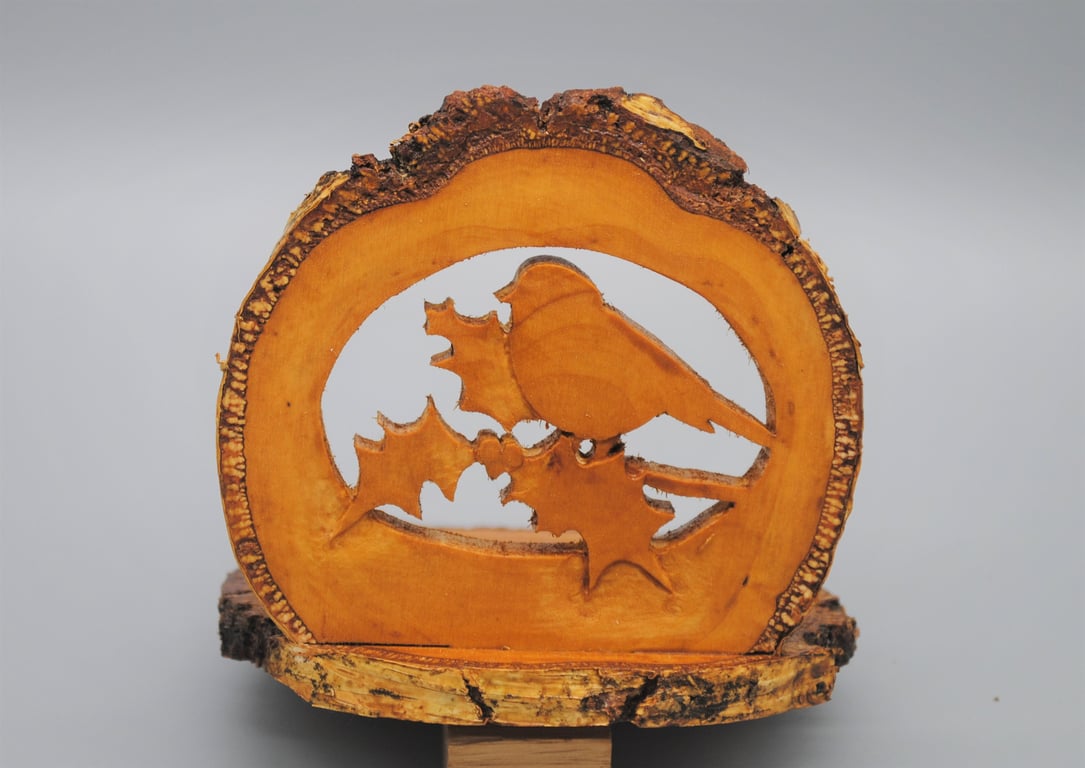 Christmas Decoration - Wood Slice Tea Light Stand 'Christmas Robin'