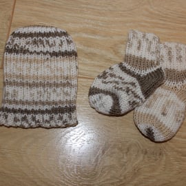 Baby Beanie Hat and Socks 3 - 6 months