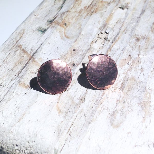 Handmade Hammered Copper Stud Earrings (ERCUSTDC5) - UK Free Post