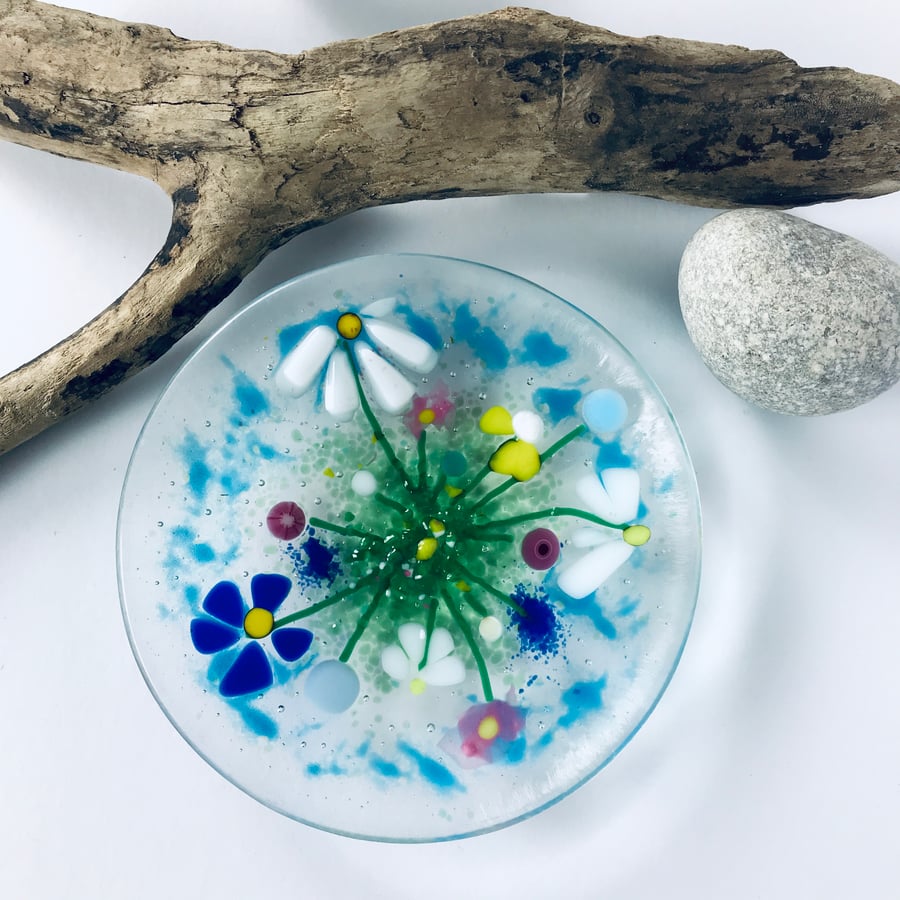 Pretty floral trinket dish