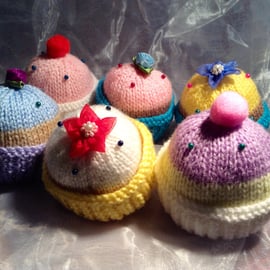 Little Knitted Pin Cushion Cupcake