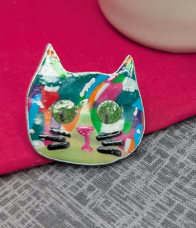 Brightly coloured cat pin brooch 