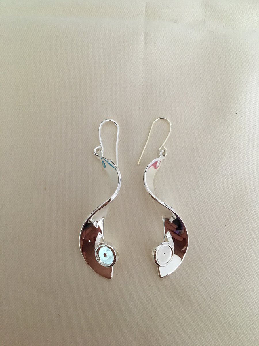 S Twist Earring Setting  - E19