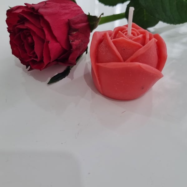 Rose candle 