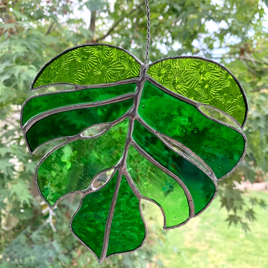 Stained Glass Cheese Plant Leaf Suncatcher - Handmade Hanging Decoration
