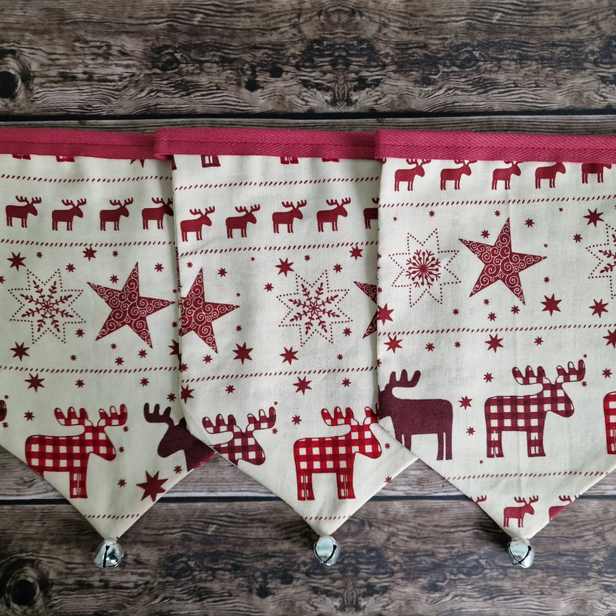 Red and Beige Christmas Bunting Nordic Design