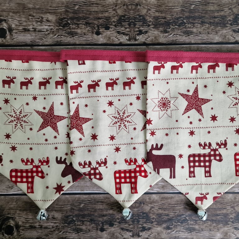 Red and Beige Christmas Bunting Nordic Design