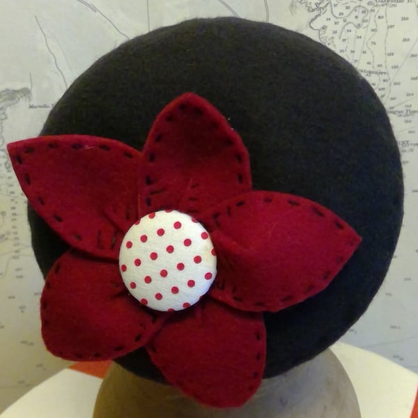 Flower Button Beret