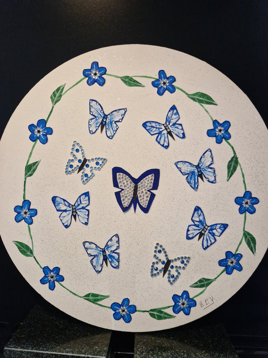Forget me nots and butterflies 