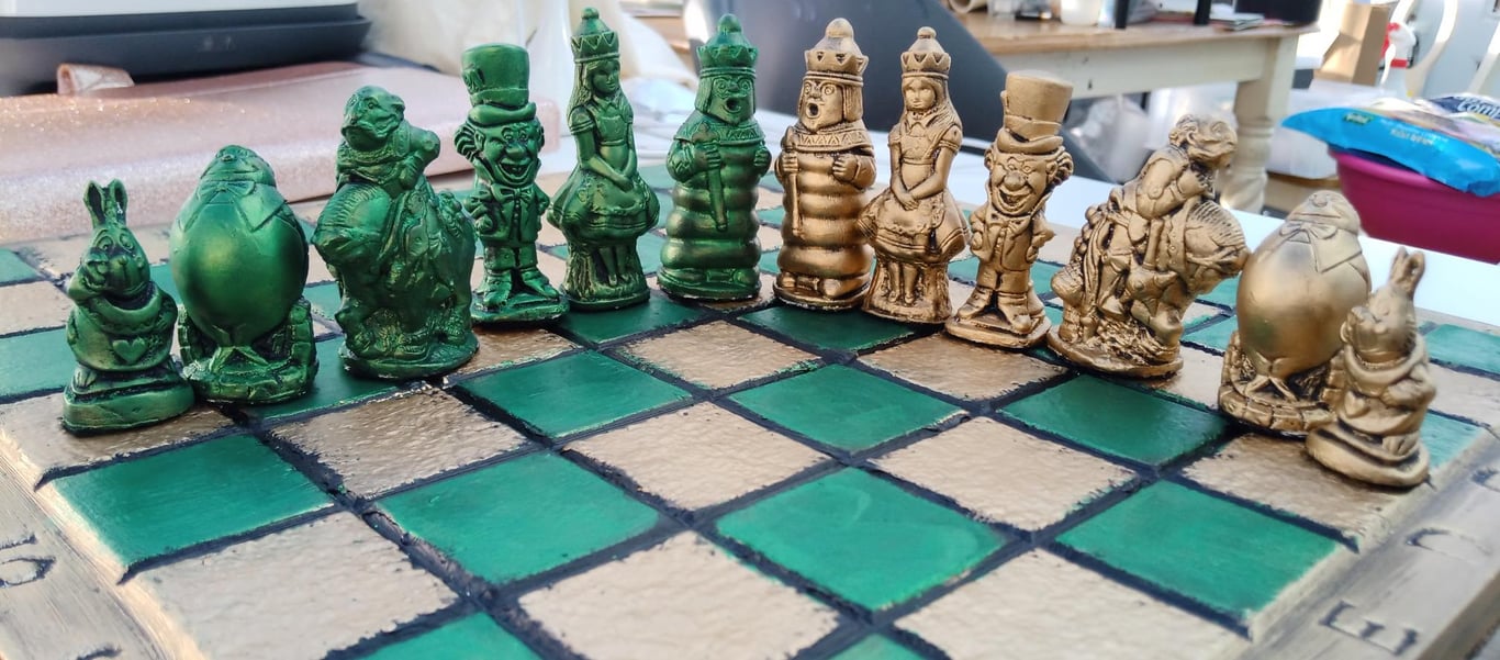 Bespoke Chess Set, Alice in Wonderland theme with Matching Chessboard