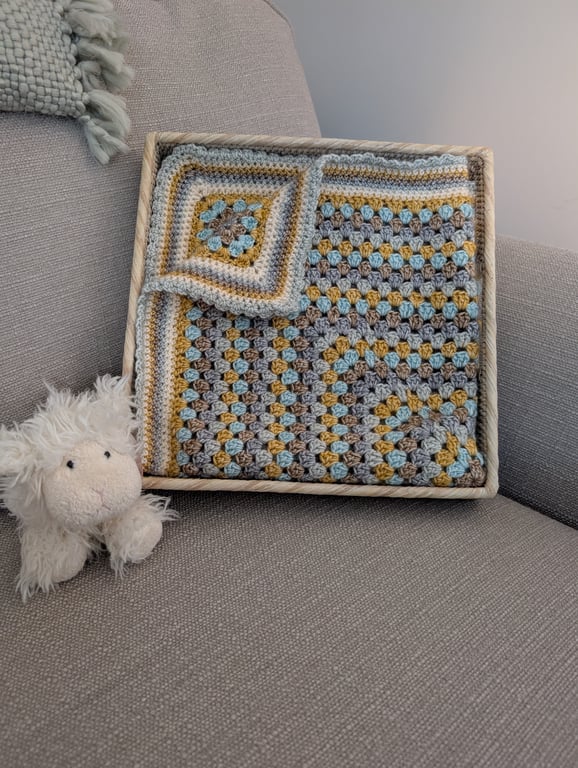 Stunning Crocheted Baby Blanket in Beautiful Colours, Boy and Girl