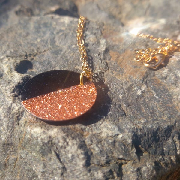 Black and Gold Glittery Circle Necklace