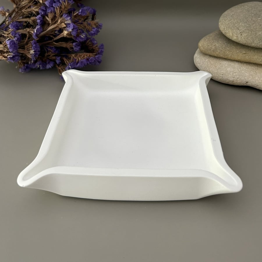 White Pinched Corner Square Tray