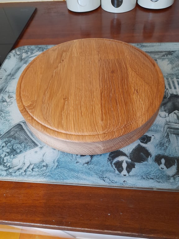 Oak chopping board