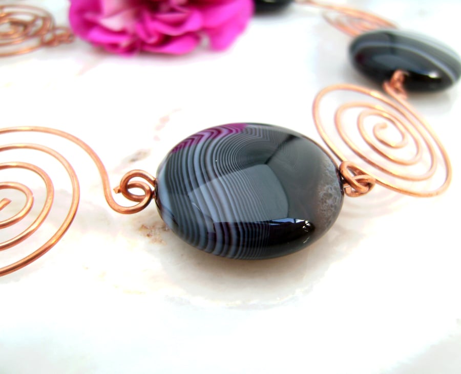 Copper River Stepping Stones Spiral Wire Agate Necklace