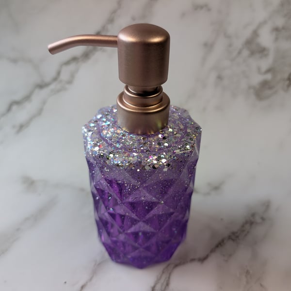 Handmade Resin Soap Dispenser – Lilac Sparkle with Rose Gold Pump