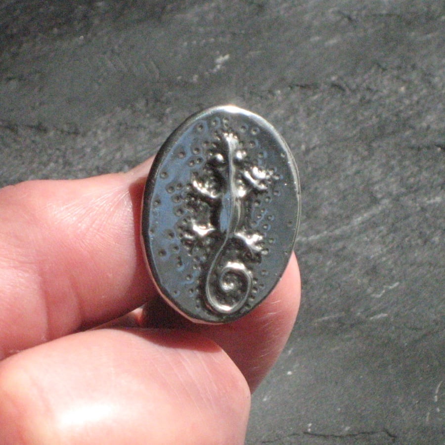 Tiny Silver Pewter Gecko Brooch or Badge