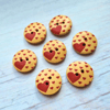 5 x Wooden Buttons - 20mm Red Heart Pattern