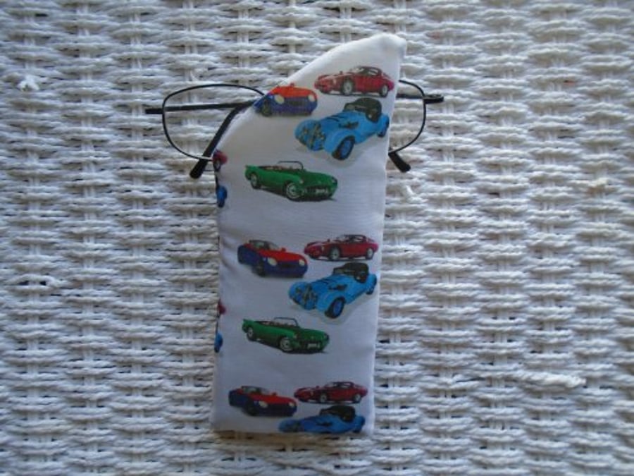 Classic Cars Glasses Case Lined & Padded Unique Design.