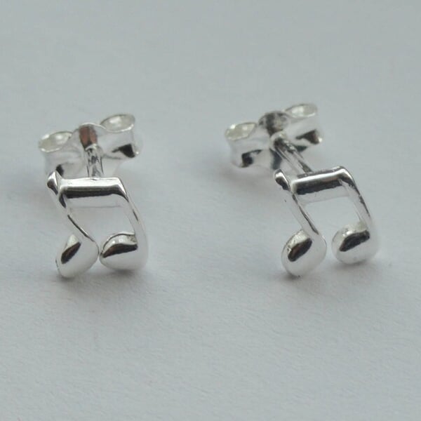 Silver musical note stud earrings