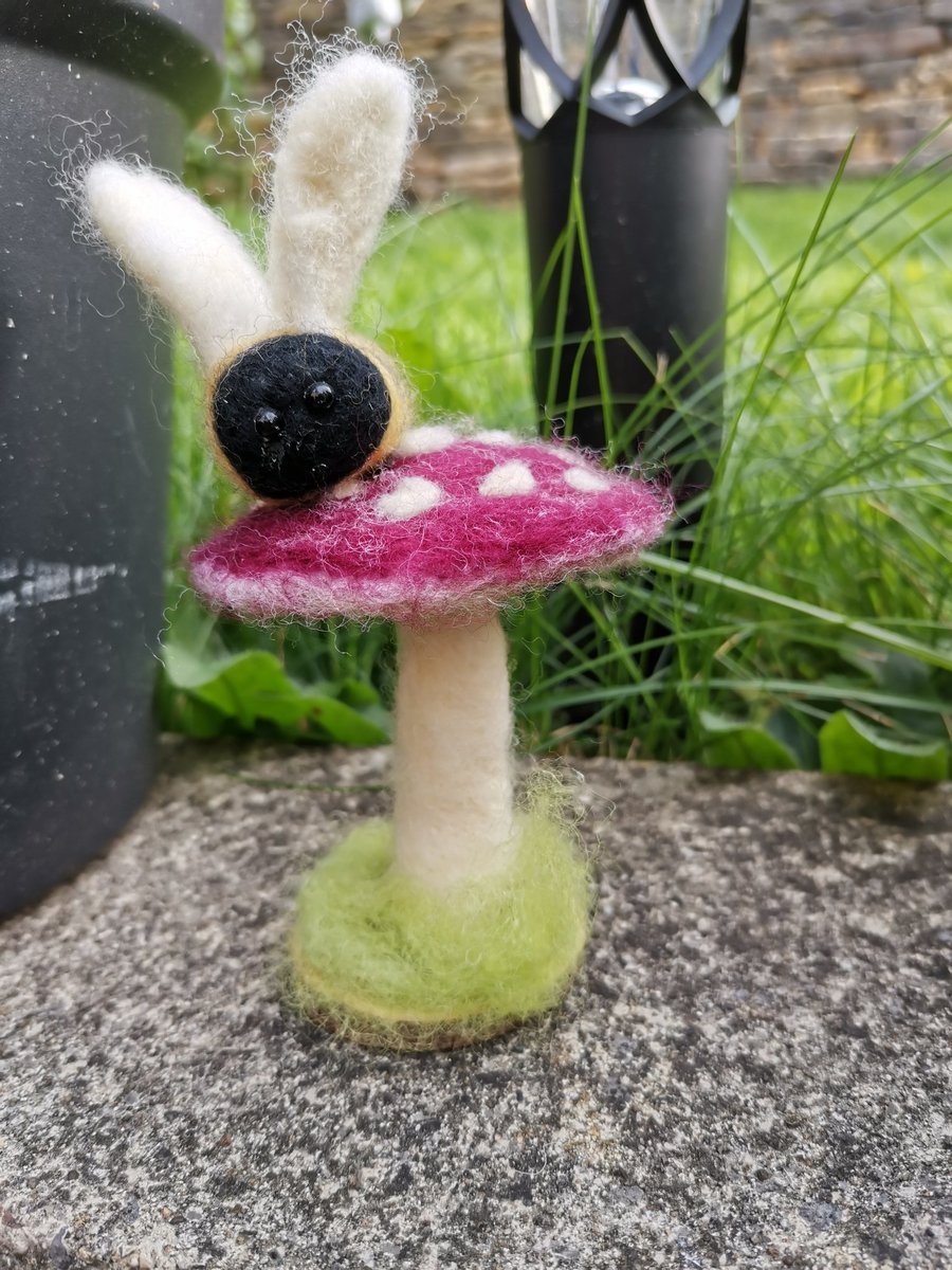 Handmade Needle Felted Toadstool and Bee 