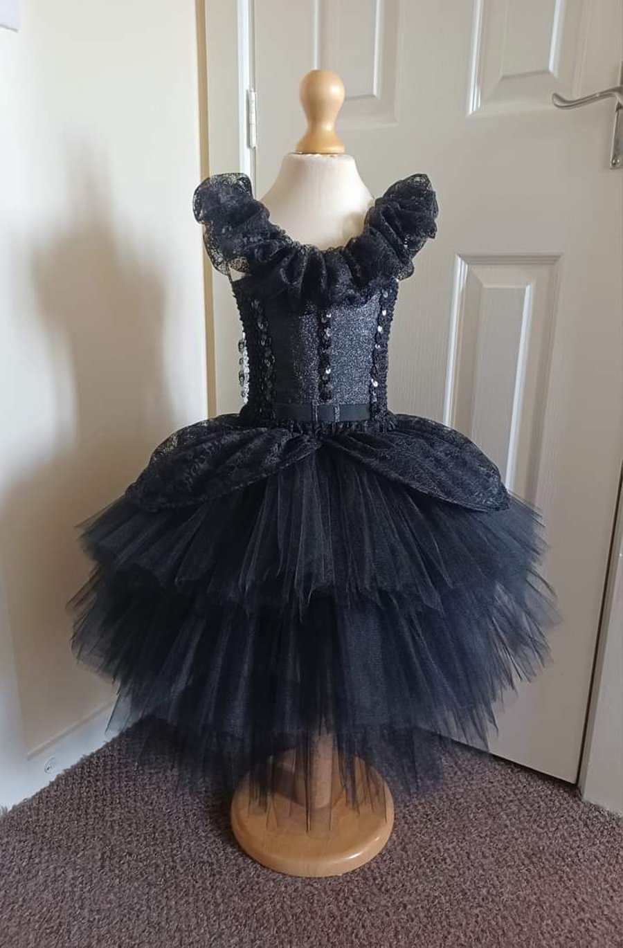  Girl's Gothic Full Length Tutu Dress - Ages From 1-2 Years to 6-7 Years UK 