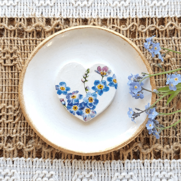 Round Clay Trinket Jewellery Dish Forget me Not 