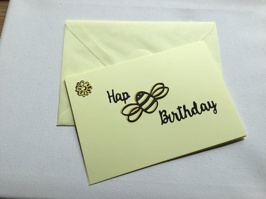 Hap bee Birthday card. CC582