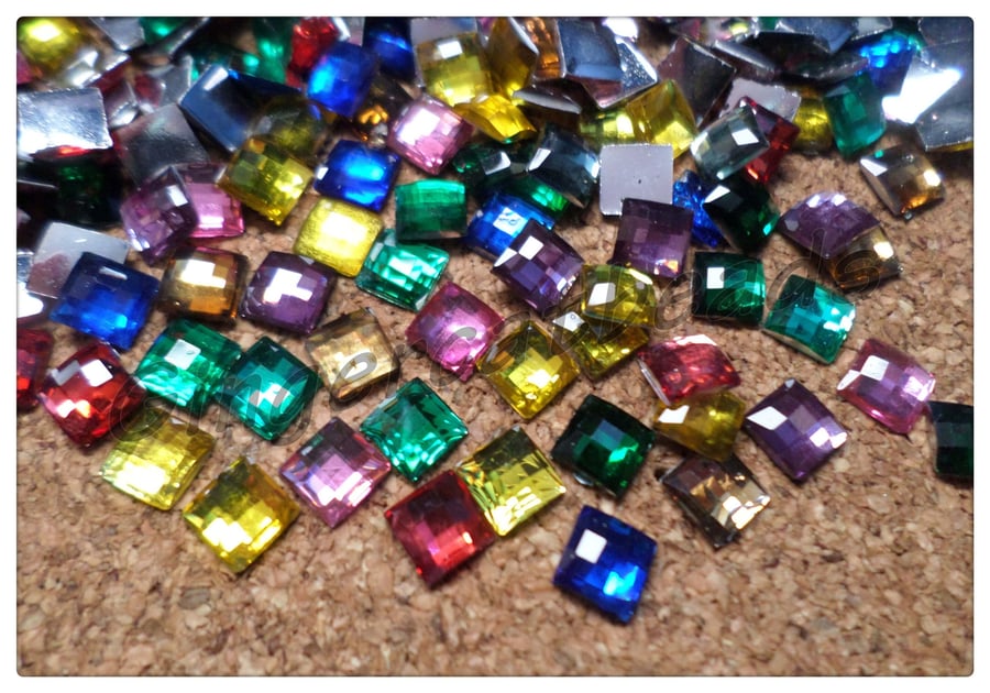 100 x Resin Rhinestones - Square - 5mm - Mixed Colour 