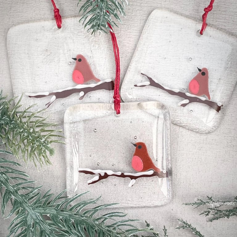 Snowy branch robin - glass Christmas tree decoration - clear