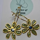 Daisy hoop earrings- glittering 90s style green & blue