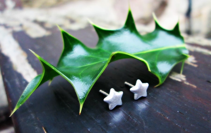 Twinkle, twinkle little star earrings (Sterling Silver)