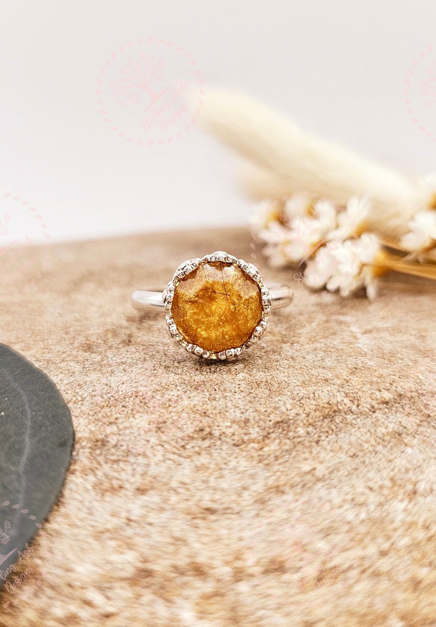 Sterling silver keepsake,ashes,memorial,hair,fur,daisy bezel stacking ring.