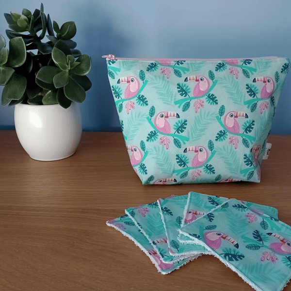 Waterproof zip pouch with 5 reusable wipes - toucans