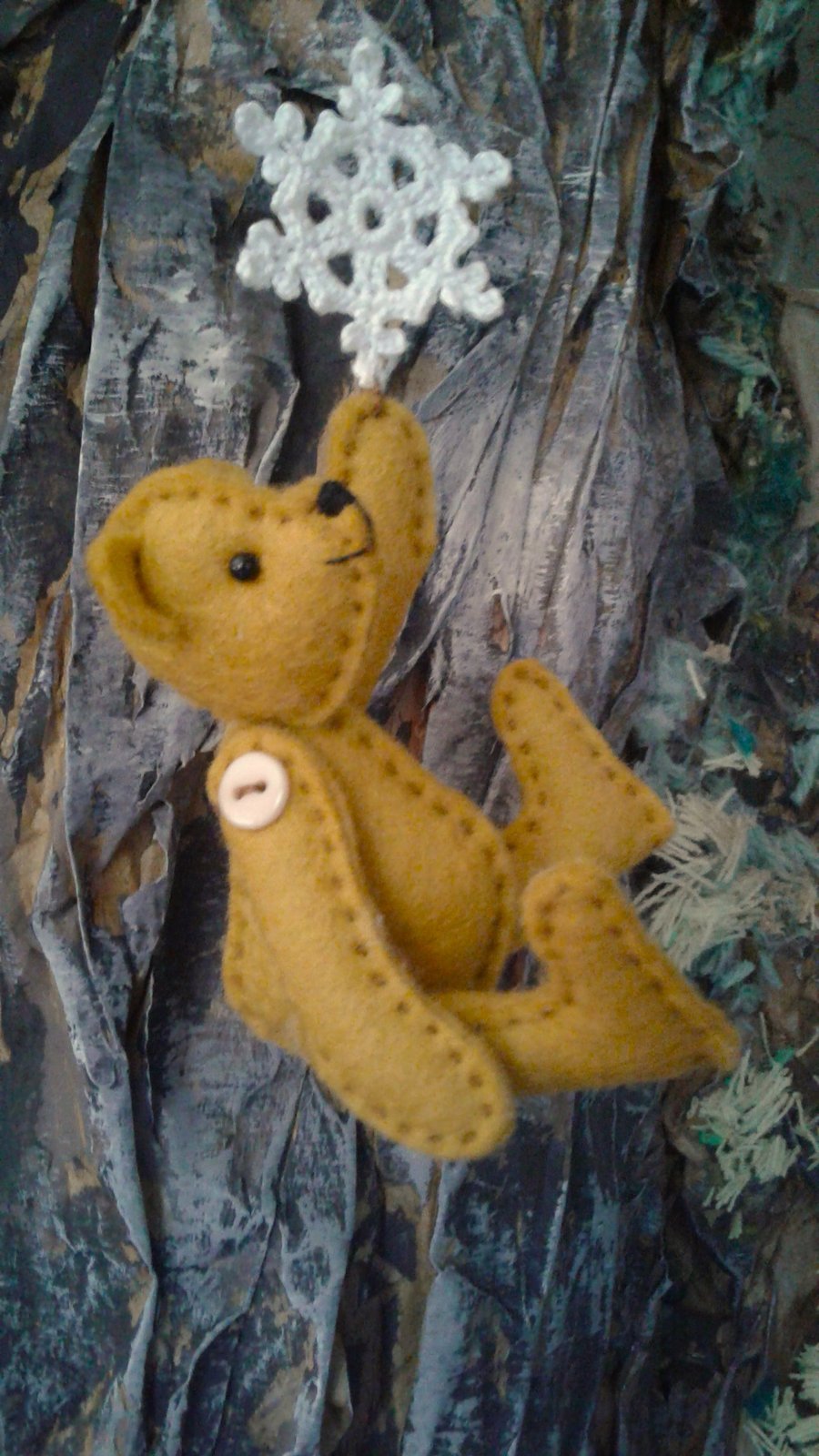 Snowflake Bear, 4" woolfelt button jointed Christmas bear & crocheted snowflake