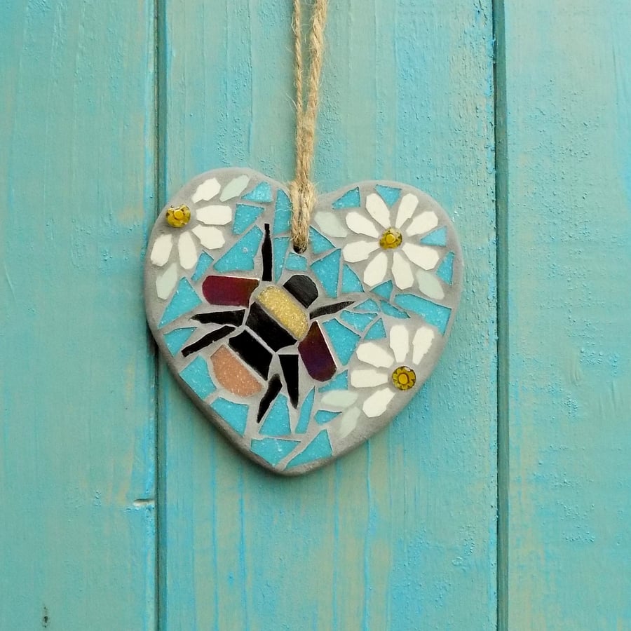 Sea Bumblebee & Daisies Mosaic Hanging Heart Garden Decoration