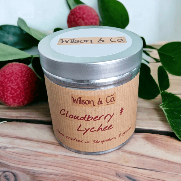 Cloudberry & Lychee Scented Candle 230g