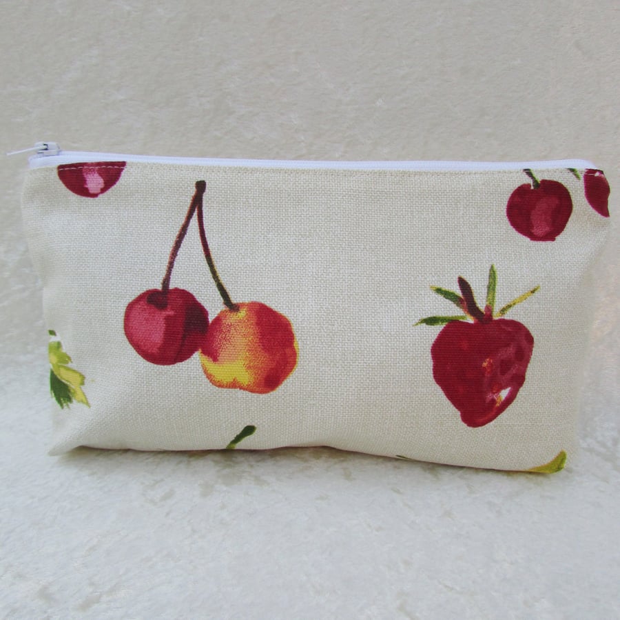 Summer fruits cosmetic bag