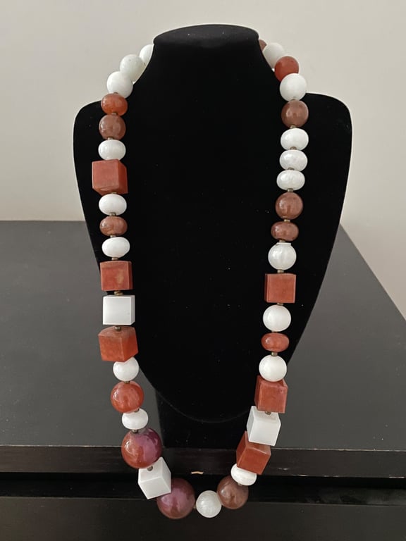 'Gabby' Brown and Cream Resin Beads