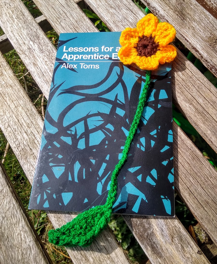 Crochet Sunflower Bookmarks 