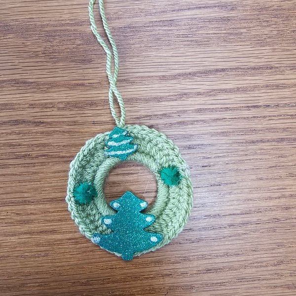 Diane's Green Christmas Tree Sparkle Wreath