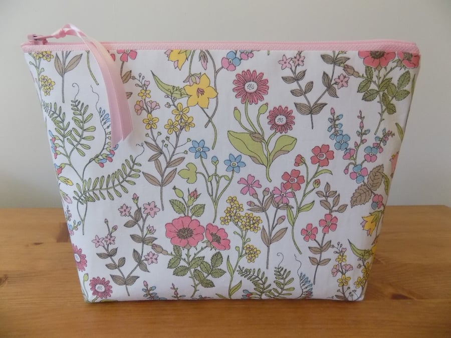 Liberty Floral Fabric Toiletries Wash Bag, Large Make Up Cosmetics Case