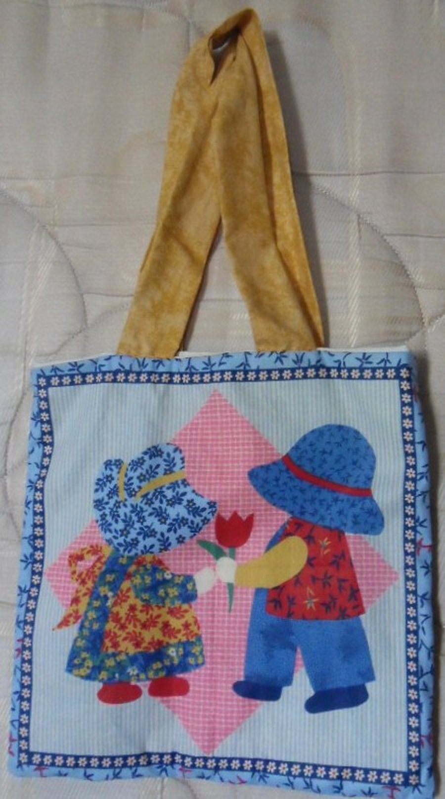 Homemade tote bag. Sunbonnet Sue and Sam design. Short handles