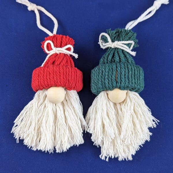 Christmas - festive gnomes