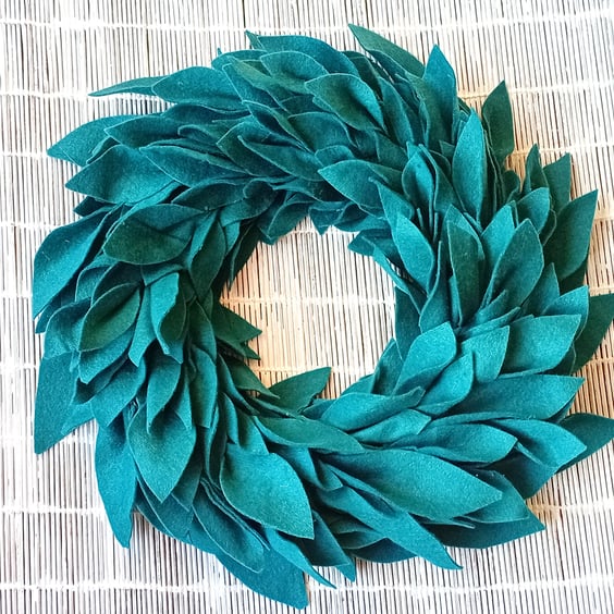 Christmas Wreath, Forest Green Felt 'Leaves' Wreath, minimalist, simple.