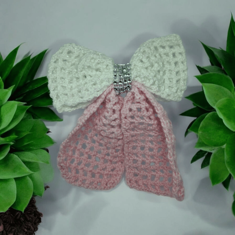 Pink And White crocheted hair bow 
