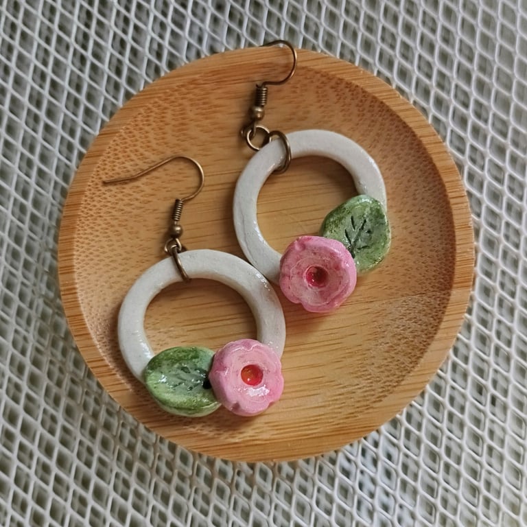 Tropical flower hoop earrings 
