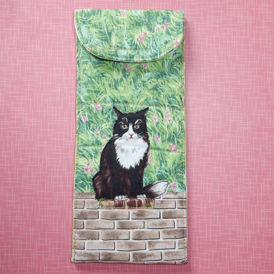 Glasses case - Black and white cat